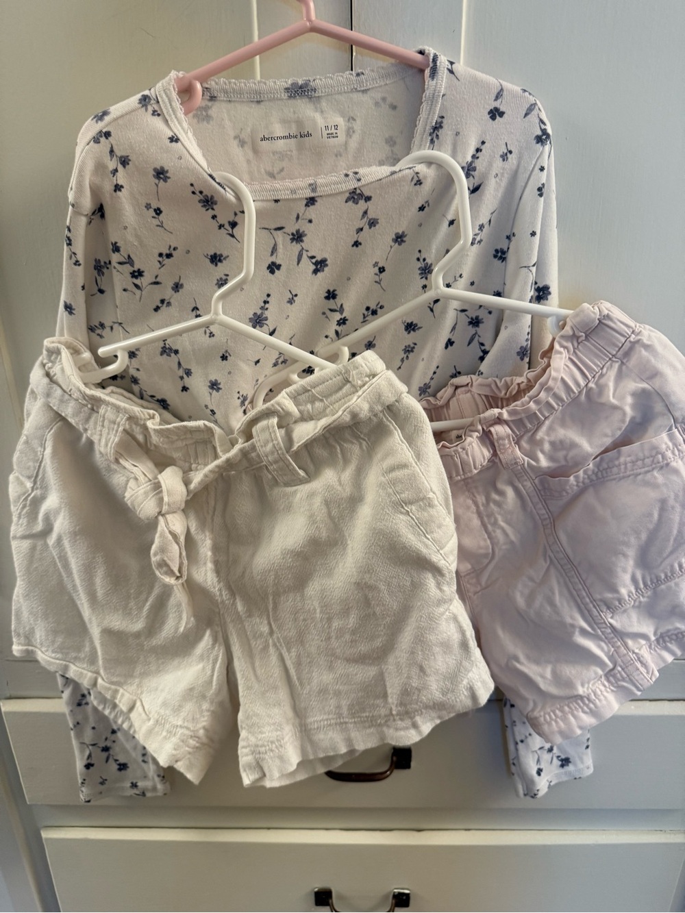 abercrombie kids White and Light Pink Tie-Waist Shorts Set